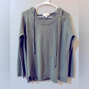 LT women's hooded pullover sweater 100 percent cashmere size medium green